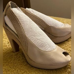 SALE**Gorgeous Makowsky Heels from Anthropologie